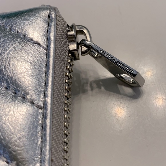 Rebecca Minkoff silver metallic zip crackled leather quilted puffer wallet - Picture 9 of 15